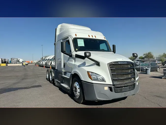 2021 Freightliner Cascadia 1262300bfa044bef27a46422dd949f9768a