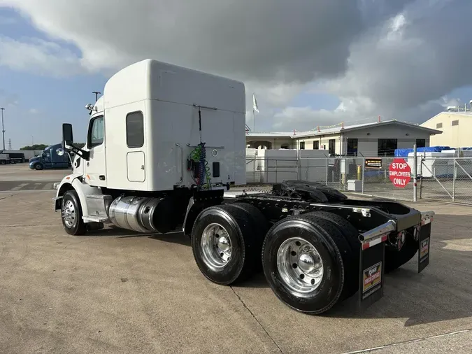 2021 Peterbilt 567