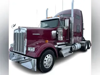 2021 Kenworth W900L