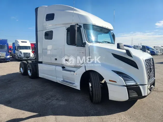 2020 VOLVO VNL64T760