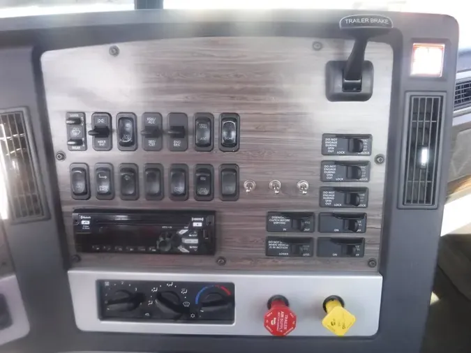 2019 FREIGHTLINER/MERCEDES 122SD