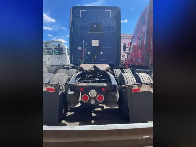 2019 FREIGHTLINER NEW CASCADIA PX12664