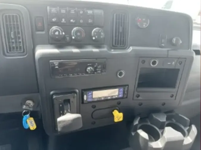 2020 NAVISTAR INTERNATIONAL MV607 (4X2)