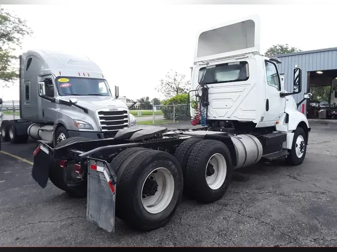 2019 NAVISTAR INTERNATIONAL LT625 DAYCAB T/A