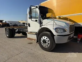 2020 FREIGHTLINER BUSINESS CLASS M2 106