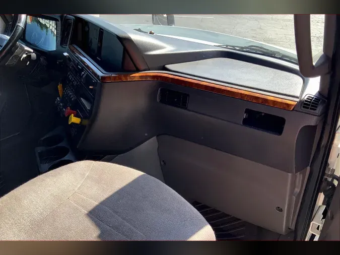 2021 INT LT625 6x4