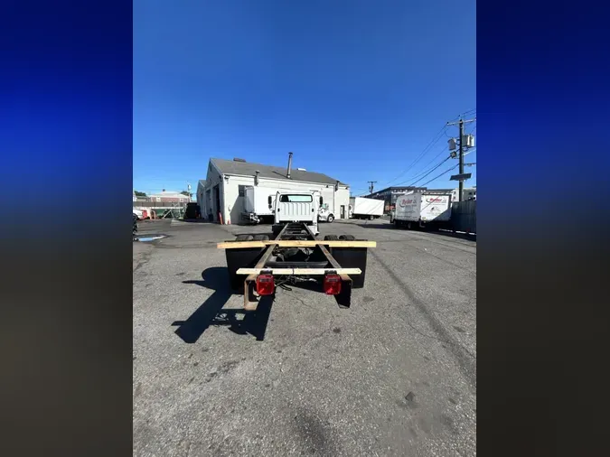 2019 FREIGHTLINER M2 106