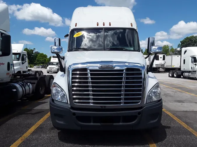 2019 FREIGHTLINER/MERCEDES CASCADIA 125