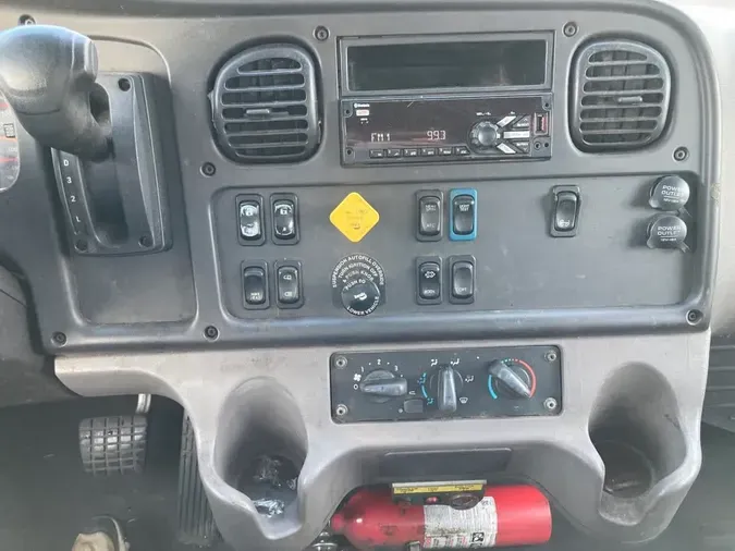 2020 FREIGHTLINER/MERCEDES M2 106