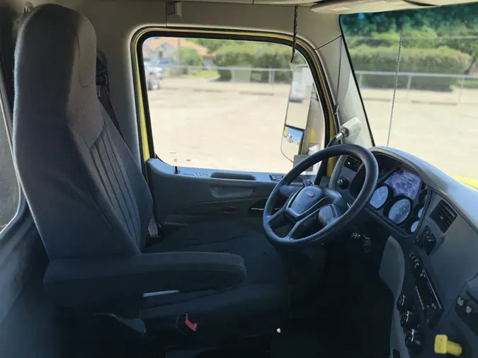 2021 Peterbilt 579