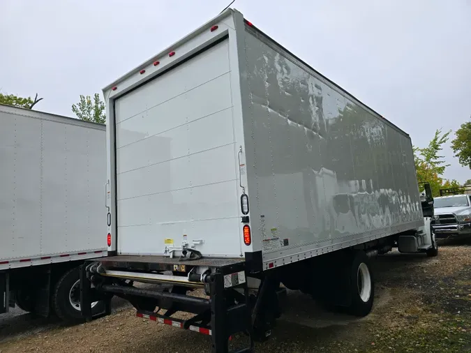 2014 FREIGHTLINER/MERCEDES M2 106