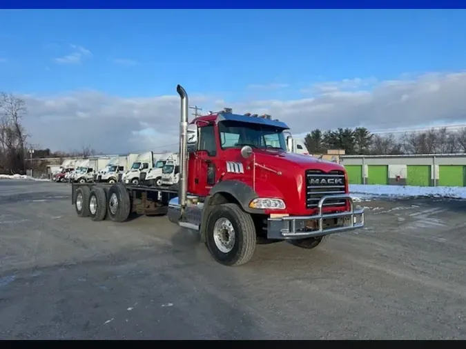 2017 MACK TRUCKS, INC. GU803