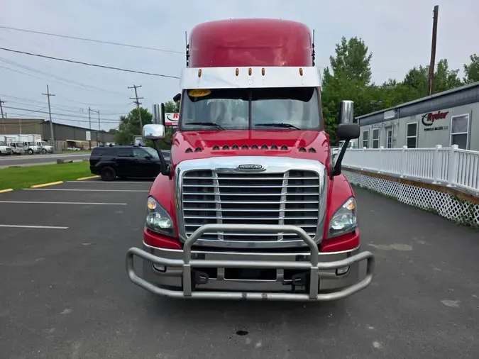 2019 FREIGHTLINER/MERCEDES CASCADIA 125