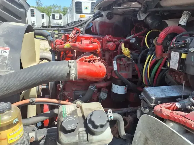 2021 FREIGHTLINER/MERCEDES M2 106