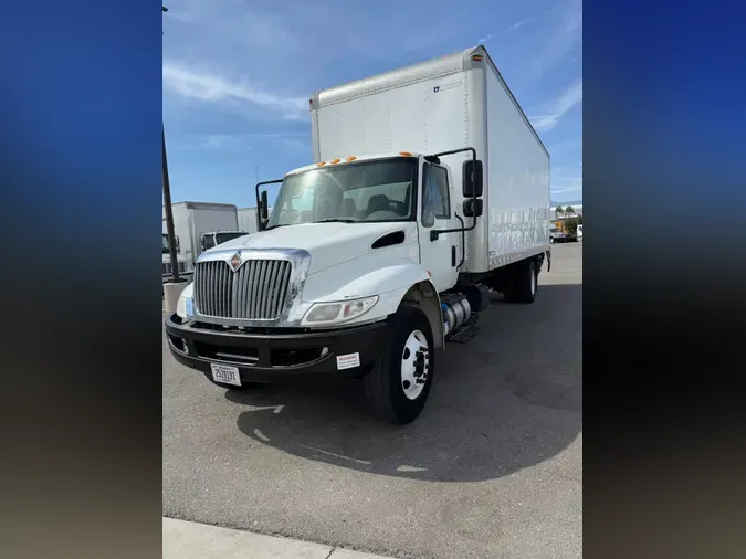 2017 NAVISTAR INTERNATIONAL 4300