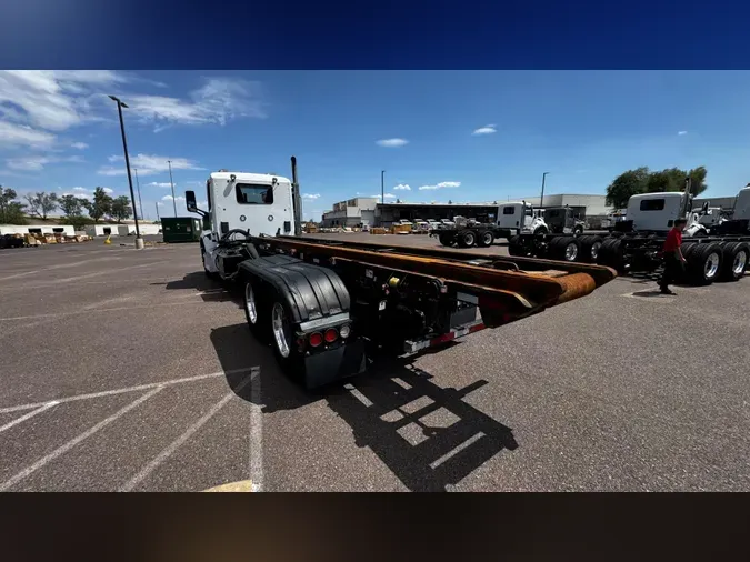 2020 Peterbilt 567232fd426e81317af46cbd37803f02287