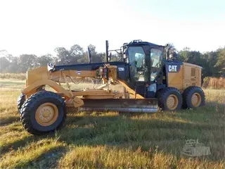 2015 CATERPILLAR 12M3