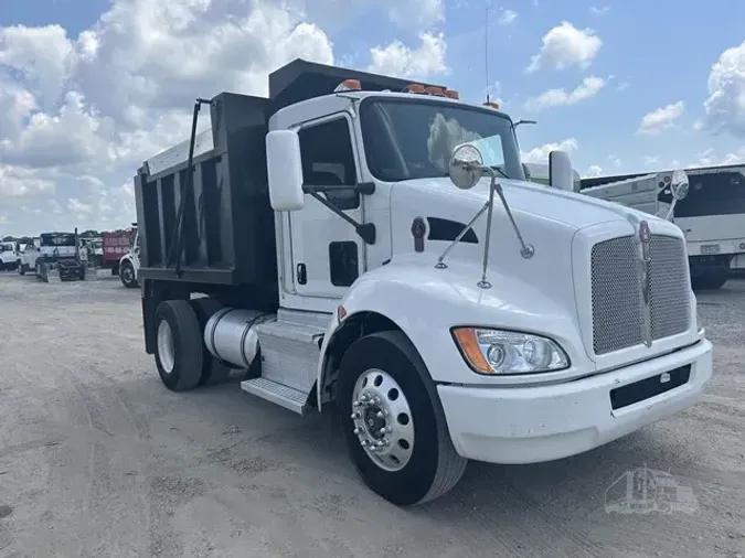 2016 KENWORTH T370