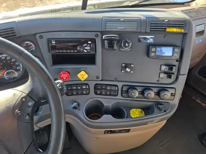 2018 FREIGHTLINER/MERCEDES CASCADIA 125