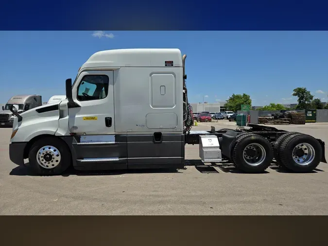 2020 Freightliner Cascadia