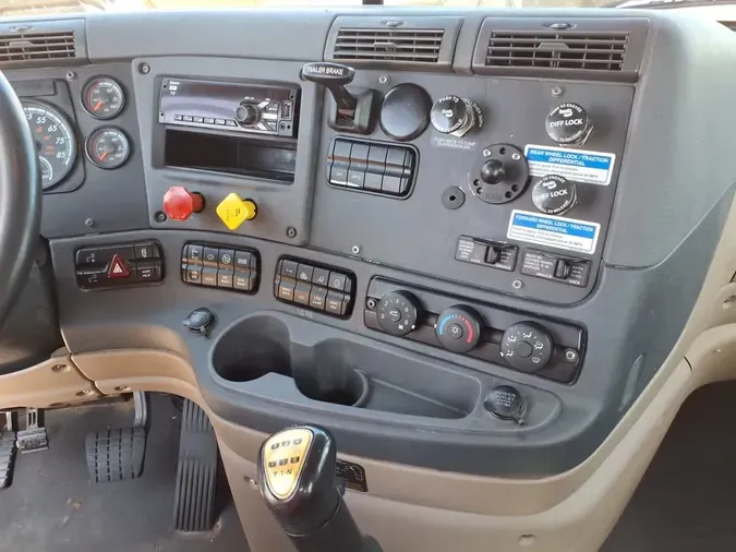 2020 FREIGHTLINER/MERCEDES CASCADIA 125233dac64e89929ee60e088e3a14382c5