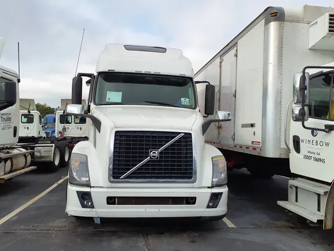 2017 VOLVO VNL64T 670