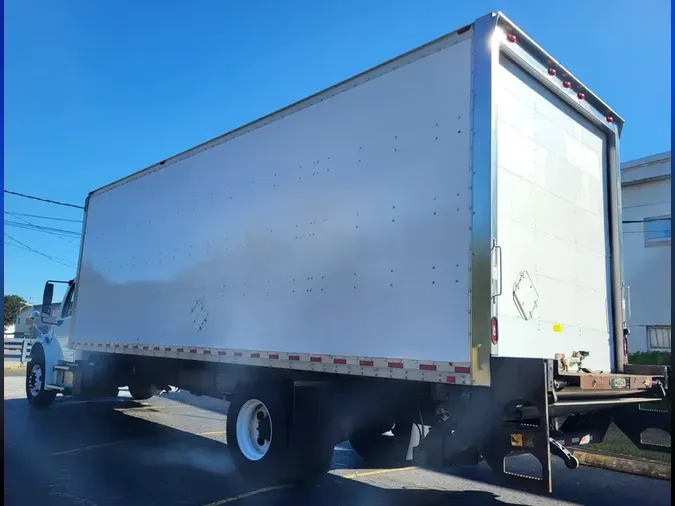 2018 FREIGHTLINER/MERCEDES M2 106