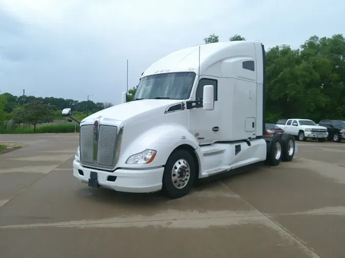 2022 Kenworth T680
