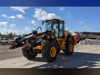 2021 JCB 427HT AGRI