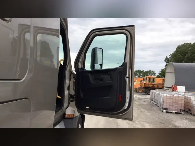 2025 Freightliner Cascadia 12623475a264d09826d1404f1d5dc8bc093