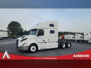 2020 VOLVO VNL760