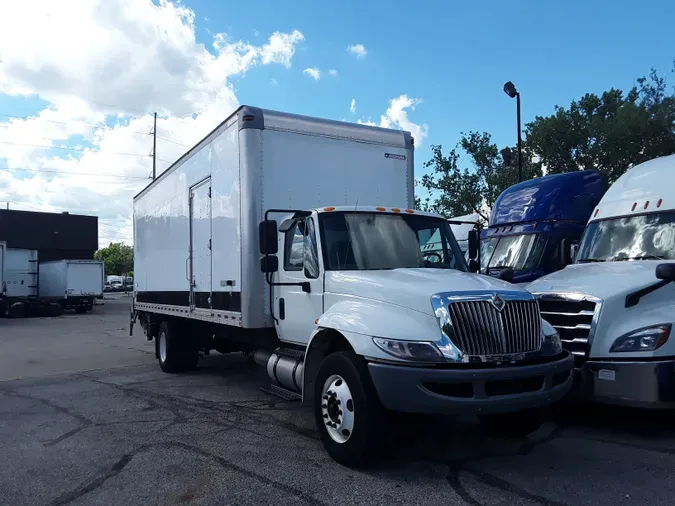 2017 NAVISTAR INTERNATIONAL 4300