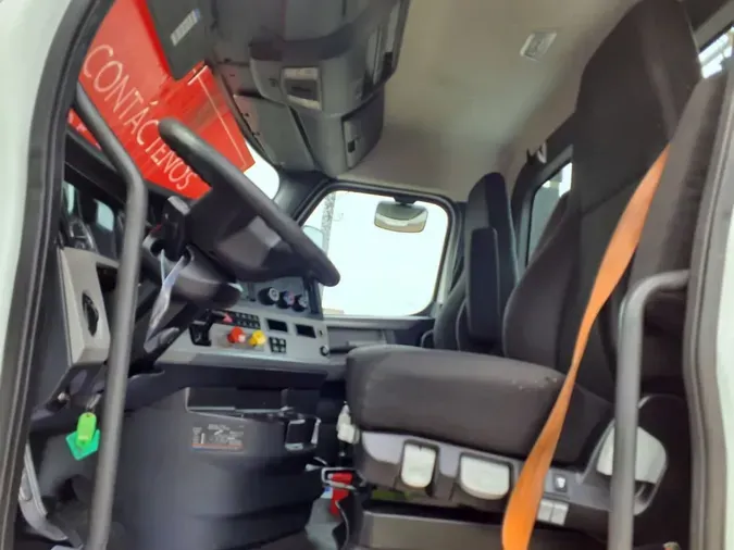 2019 FREIGHTLINER NEW CASCADIA 126