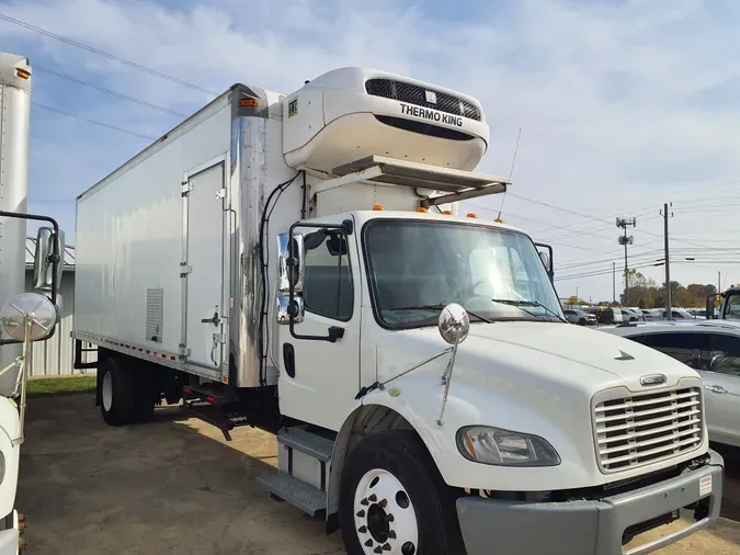 2017 FREIGHTLINER/MERCEDES M2 106