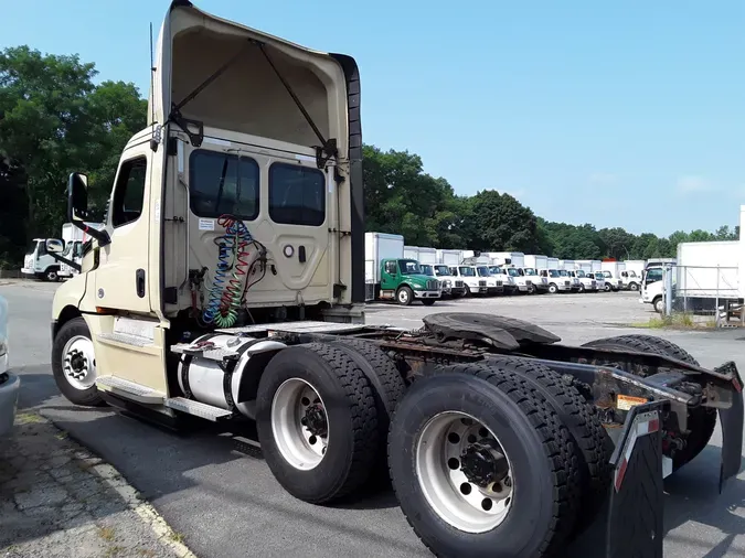 2020 FREIGHTLINER/MERCEDES NEW CASCADIA PX12664