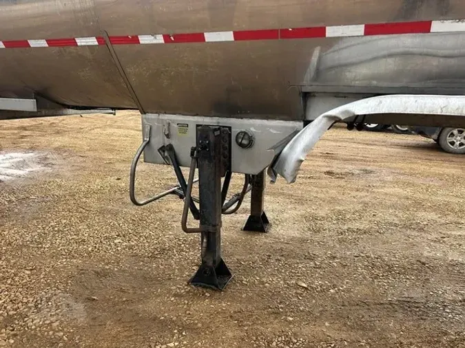 1997 WALKER 2353870f9a60af774506b52b07919cf0