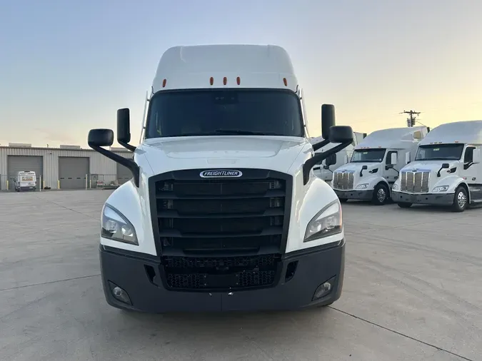 2022 Freightliner Cascadia