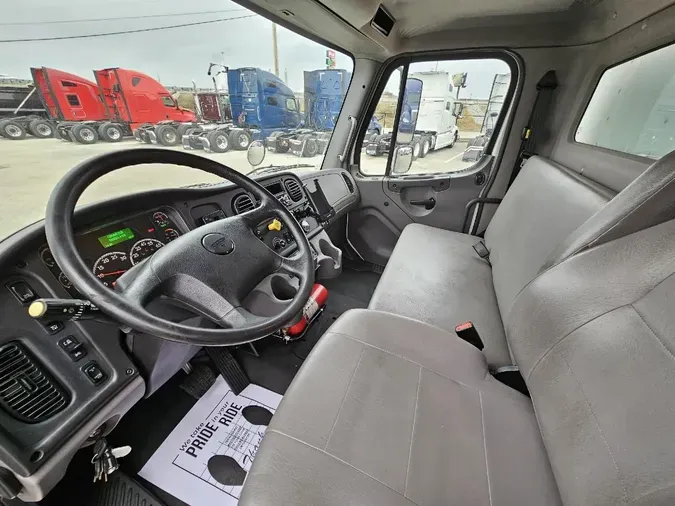 2018 FREIGHTLINER M2