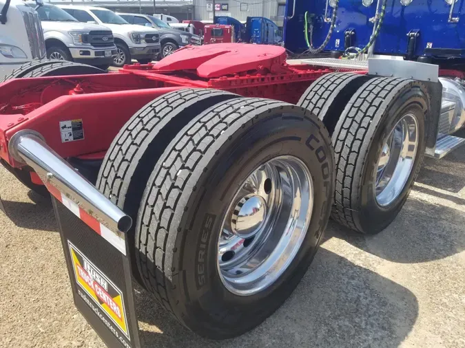 2021 Peterbilt 389