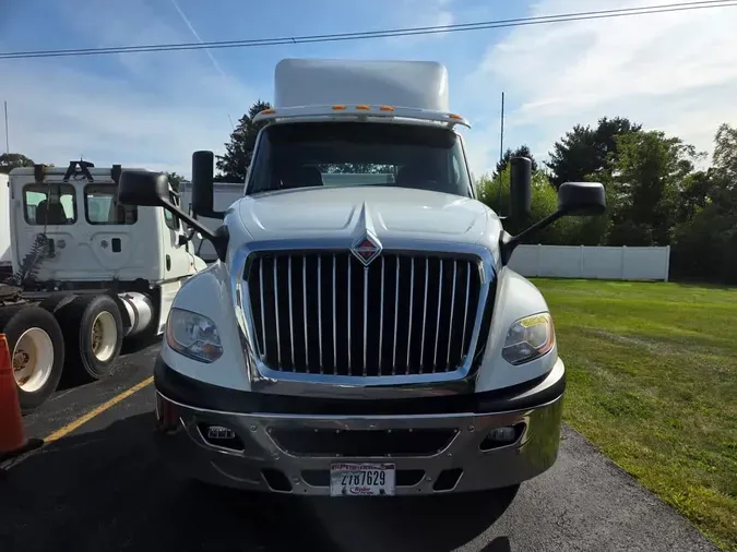 2019 NAVISTAR INTERNATIONAL LT625 DAYCAB T/A