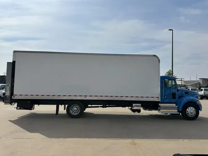 2020 Peterbilt 337235c46465974d2ba330a182b5be32048