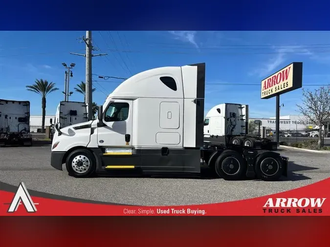 2022 FREIGHTLINER CA126