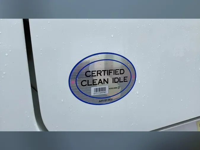 2019 Freightliner Cascadia 126