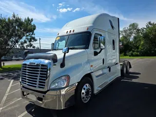 2018 FREIGHTLINER/MERCEDES CASCADIA 125