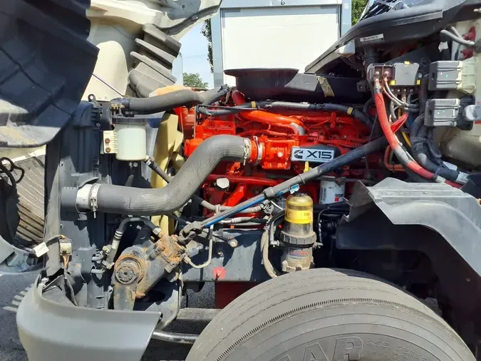 2019 NAVISTAR INTERNATIONAL LT625 SLPR CAB