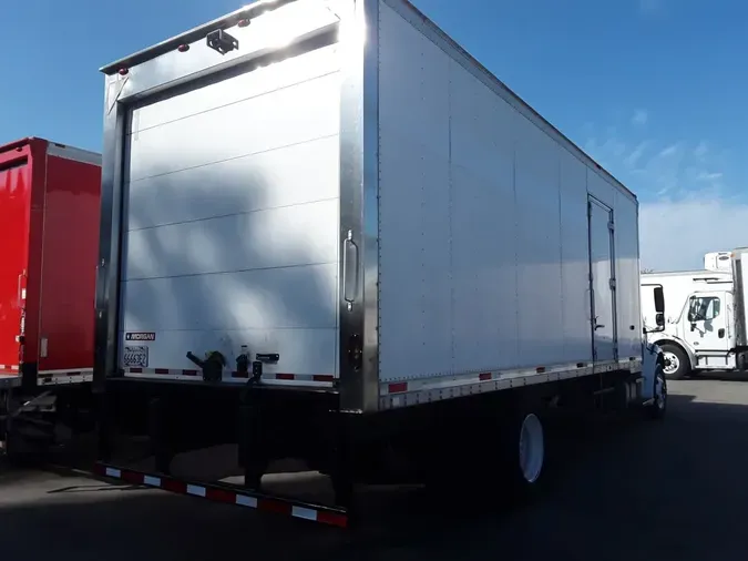 2018 FREIGHTLINER/MERCEDES M2 106