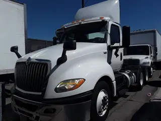 2019 NAVISTAR INTERNATIONAL LT625 DAYCAB T/A