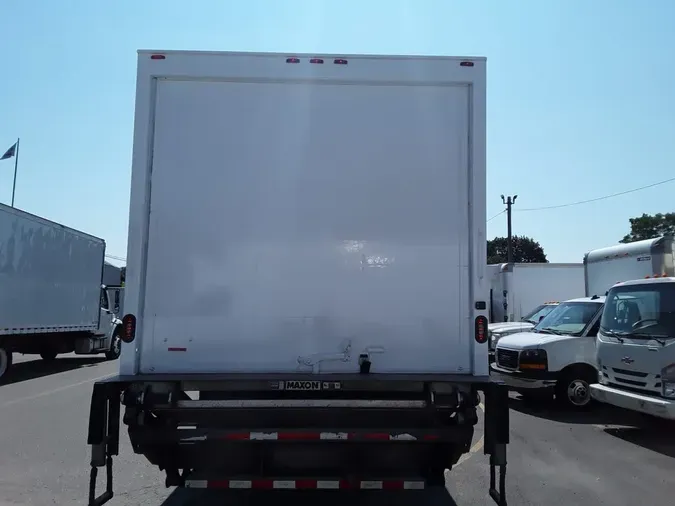 2019 FREIGHTLINER M2 106