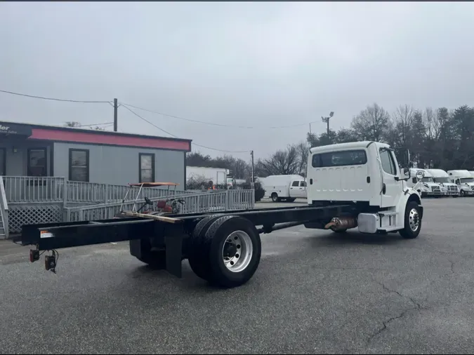 2020 FREIGHTLINER/MERCEDES M2 106