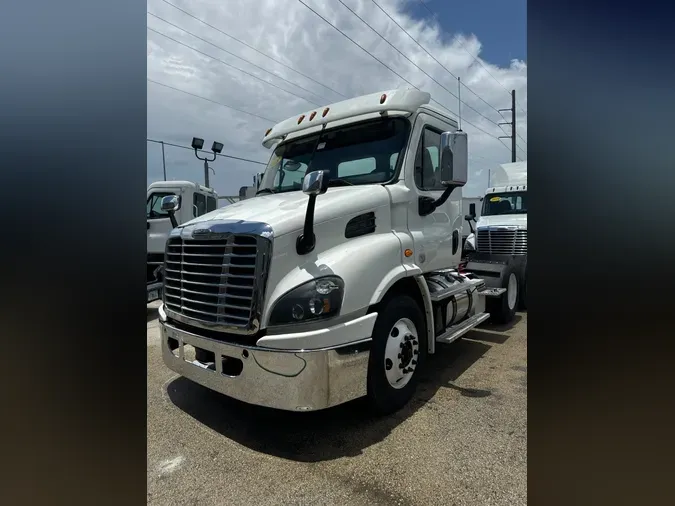 2018 FREIGHTLINER/MERCEDES CASCADIA 1132378b3a9e75107ba8b2153f766390e0e